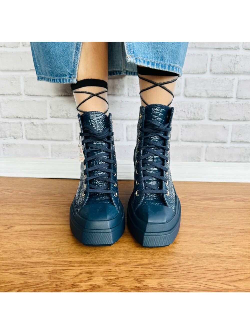 ⭐Chuck 70 De Luxe Wedge Platform Leather Sneakers Sz 6 Womens Shoes Blue A10037C - Picture 4 of 12